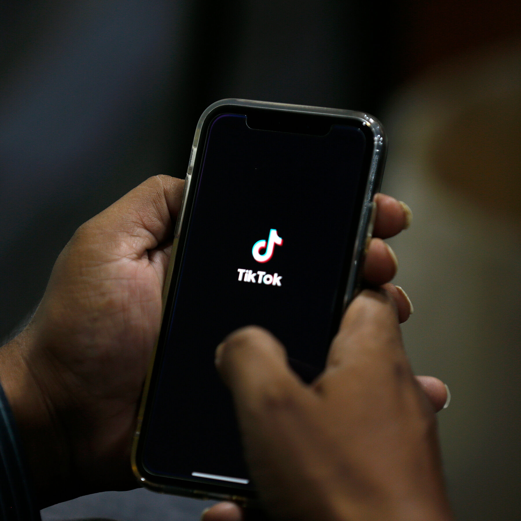 No Signup Video Access: Helping Users Enjoy Convenient Offline Entertainment Easily
